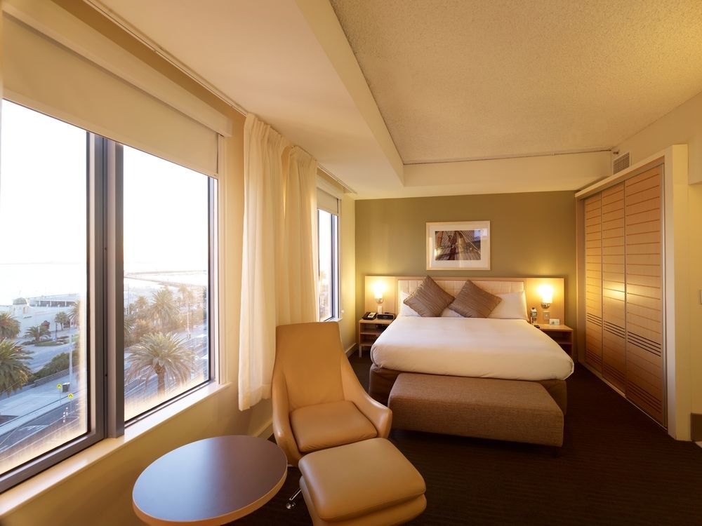 Novotel Melbourne St Kilda Exteriör bild